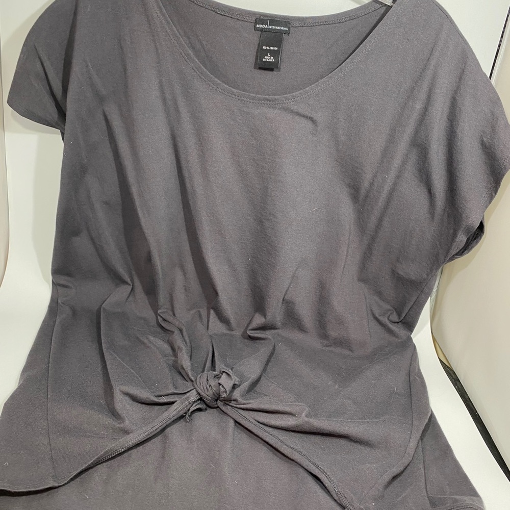 MODA INTERNATIONAL Dark Gray Tie Front Longer Top